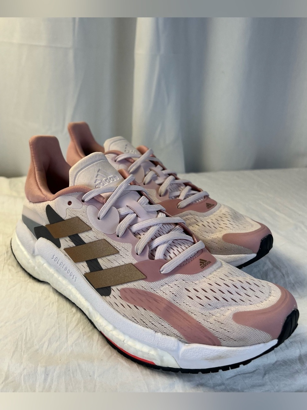 Adidas Solarboost 4 Women’s sz8.5 Pink/Gold Cushioned Athletic Shoes GX3042